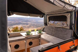 Remorque de camping tout-terrain légère et luxueuse 4x4, pliable vers l'avant, avec plancher rigide, suspension indépendante et cuisine - Product Image 3