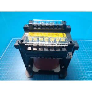 Filtre anti-bruit EMI industriel WOONYOUNG 22-500AF, utilisé comme pièce détachée pour équipement semi-conducteur d'époque - Product Image 3