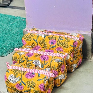 Floral Embroidered Cotton Cosmetic Bags Toiletry bag Style Zipper Pouches Medium Capacity Multi Function <b>Makeup</b> Organizer - Product Image 2