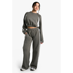 Ensemble de survêtement deux pièces gris pour femme, motif uni, manches longues, à capuche, coupe régulière, décontracté, sportswear, automne, hip-hop, respirant - Product Image 1