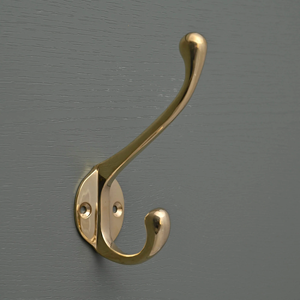 Gancho Doble de Pared de Metal con Acabado de Latón Antiguo, Gancho Decorativo Resistente para Abrigos, Gancho de Pared Vintage para Ropa y Bolsos - Product Image 2