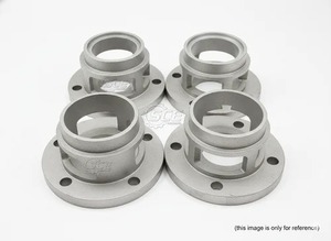 Ensemble de quincaillerie industrielle de haute précision en acier inoxydable moulé, comprenant : vanne à bride, manchon de bonnet, boîte d'étanchéité et anneau de lanterne - Product Image 2