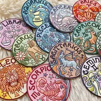 Écussons brodés circulaires de haute qualité avec signes du zodiaque, en tissu toile et PVC, à coudre, pour cadeaux personnalisés