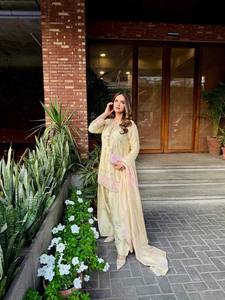 Ensemble Kurti Palazzo Pastel Élégant avec Dupatta pour Femme – Collection de Tenues Ethniques Brodées de Créateur pour Soirées - Product Image 5