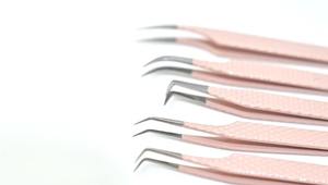 Pince à épiler courbée de haute qualité pour extensions de cils, outils de beauté personnalisables avec logo, vente en gros - Product Image 2