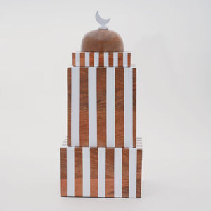 Support à gâteau à étages en bois rayé fait main, présentoir à desserts, centre de table Ramadan, décoration de table - Product Image 1
