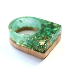 Bague en bois de résine éco-responsable, à porter au quotidien, artisanat en bambou et en bois - Product Image 2