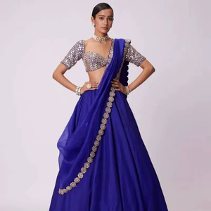 Lehenga Choli Azul Rey Bordado con Blusa y Dupatta de Diseñador – Ropa de Lujo para Bodas, Novias y Fiestas para Mujer - Product Image 1