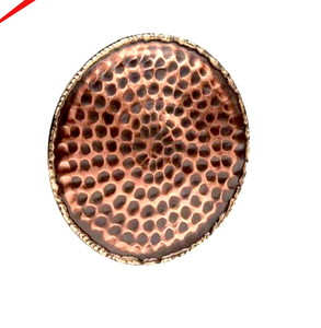 Ensemble de sous-verres vintage en métal martelé foncé pour la décoration intérieure et un design de table texturé classique - Product Image 1