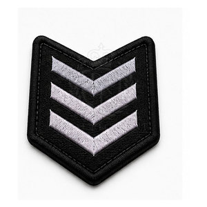 Écussons tissés au design moderne, étiquettes textiles personnalisées avec logo, accessoires de mode pour vêtements, écussons tissés - Product Image 5