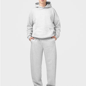 Nuevas llegadas: Conjuntos deportivos extragrandes para hombre, de algodón grueso, corte holgado, ropa deportiva cómoda para correr, conjunto elegante para entrenamiento. - Product Image 1