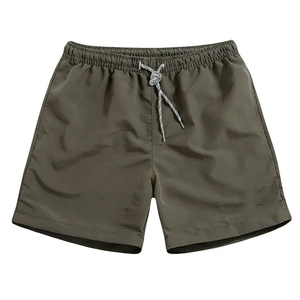 Shorts d'été de luxe pour hommes avec logo personnalisé, shorts de créateur modernes pour la mode streetwear et les événements décontractés - Product Image 1