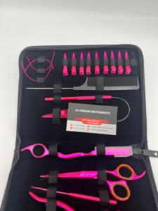Kit de Herramientas para Extensiones de Cabello de Acero Inoxidable Color Rosa Metálico con Logotipo Personalizado: Alicates, Peine, Tijeras, Cuchilla, Gancho de Bucle, Clips de Seccionamiento - Product Image 2