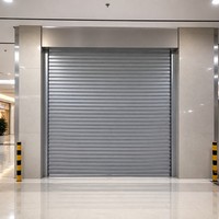 Porte roulante industrielle en acier ignifuge, barrière contre la fumée et les flammes pour entrepôt et centre logistique