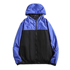Chaqueta Cortavientos Impermeable con Capucha para Hombre, Personalizada, Ecológica, de Nailon/Poliéster, con Cierre de Cremallera, Bolsillos Laterales, Corte Regular - Product Image 1