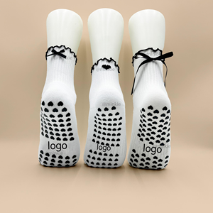 Chaussettes de yoga antidérapantes en jacquard brodé avec logo, motif nœuds et volants, pour Pilates, danse, sport, en Spandex/Nylon/Coton pour femmes - Product Image 2