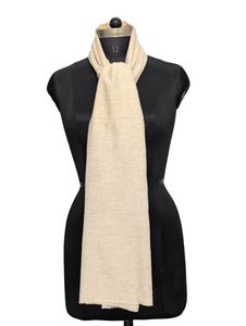 Bufanda Premium Beige Lisa con Textura para Mujer, Estola Hecha a Mano de Lana Acrílica de 28x80 Pulgadas, Chal de Fibra Suave de Alta Calidad - Product Image 3