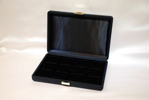 กล่องใส่เครื่องประดับผ้าไหมญี่ปุ่นทรงสี่เหลี่ยมขนาดกลาง กล่องเก็บของอเนกประสงค์ ดีไซน์กระดาษกำมะหยี่ 230x153x50 มม. Yongda DDFA122R12 - Product Image 4