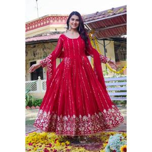 เทศกาลเปิดตัวสินค้าใหม่ ชุดสาหรี่ยาวทันสมัย ผ้าฟ็อกซ์จอร์เจตต์ ประดับด้วยงานปักเลื่อมหนา 5 มม. สำหรับงานปาร์ตี้ ผ้าไม่ยับ - Product Image 1