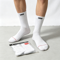Chaussettes unisexes de couleur unie, logo personnalisé, mi-mollet, en coton, mode décontractée, usage quotidien, chaussettes tricotées, plusieurs couleurs