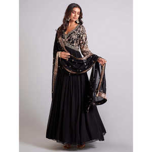 Robes de soirée de créateur Sai Creation, robes de soirée élégantes, robe Anarkali avec pendentif et dupatta, noir, taille L - Product Image 1