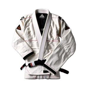 Jitsu bjitsu GI เข็มขัดผ้าฝ้ายบราซิลออกแบบโลโก้ได้ตามต้องการเครื่องแบบศิลปะการต่อสู้ใส่ได้ทั้งชายและหญิง - Product Image 1