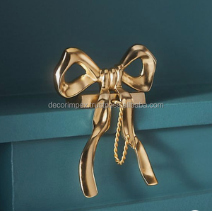 Cadeau de Noël Porte-bas flocon de neige en métal argenté - Product Image 1