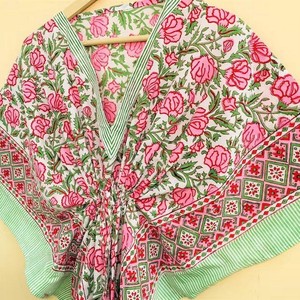 Robe décontractée pour femme en coton imprimé floral, col en V, coupe ample, taille à cordon, longueur genou, idéale pour l'été - Product Image 5
