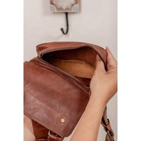 Sacs banane en cuir véritable marron faits à la main avec ceinture réglable pochette de voyage multi-poches pour l'extérieur avec logo personnalisé
