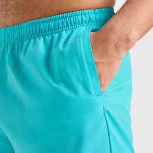 Shorts de bain pour homme en vert menthe uni, à séchage rapide, avec taille élastique et poches, shorts décontractés, shorts personnalisés pour homme, vêtements de sport - Product Image 4
