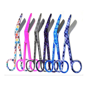 Tijeras Quirúrgicas Ametrina de 8 Pulgadas Autoclavables, Juego Multicolor para Cirugía General, Acero (ODMOEM/SIGAL MEDCO) - Product Image 4