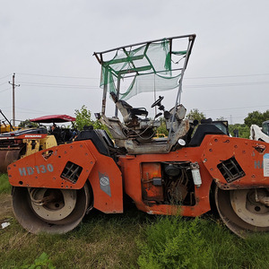 Rodillo Vibratorio de Doble Tambor <span class=keywords><strong>Hummer</strong></span> HD90 en Venta, Modelo 2018, Usado en Buen Estado, Motor Deutz de 100kW, Norma EU Stage V, 42/50Hz - Product Image 4