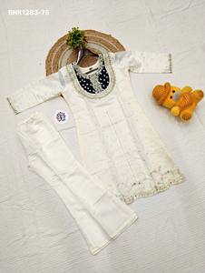 Nouvelle collection de Kurtis-Plazzo courts en soie romaine, brodés avec des cordons et des sequins, à la mode et variés, fournisseur de Surat - Product Image 3