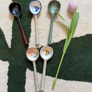Cuchara Grande de Cerámica Hecha a Mano en Japón con Mango Largo, Estilo Retro, para Sopa, Té o Regalos Empresariales para Hoteles (Marca U) - Product Image 1