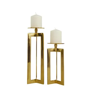 Des porte-bougies en métal de qualité assurée créent une ambiance raffinée dans les restaurants, les hôtels et les espaces événementiels. - Product Image 2