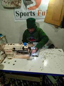 Chaqueta de Motociclista de Cuero Auténtico para Mujer, Estilo Western, Tejida, Transpirable, Hecha a Medida, de Alta Calidad - Product Image 6