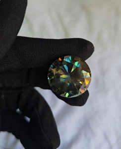 Diamante de moissanita verde de 43.10 quilates para la fabricación de joyas - Product Image 2