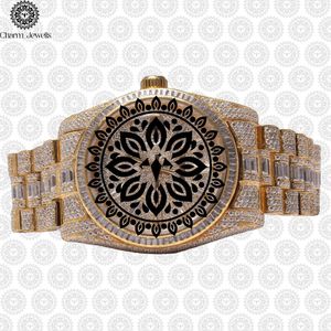 Montre de luxe Charm_Jewells en or, boîtier tonneau 42 mm, verre saphir, quartz analogique, unisexe, fermoir pliant - Product Image 1