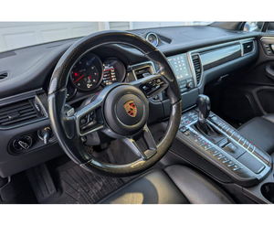 Venta al por Mayor de Autos Usados de Lujo Porsche Macan GTS 360-hp Turbo V6 a Precios Bajos - Product Image 4
