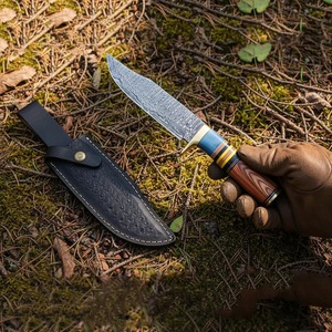 Hache de bûcheron de qualité industrielle supérieure, sur mesure, avec fourreau en cuir, manche en bois et 3 lames en acier à haute teneur en carbone pour abattre et fendre le bois - Product Image 2