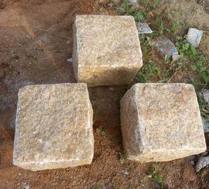 Yellow Granite Square Cobbles Natural <b>Stone</b> Modern Design Eco-Friendly Durable Cobblestones Lifetime Warranty for Decorative - Product Image 1