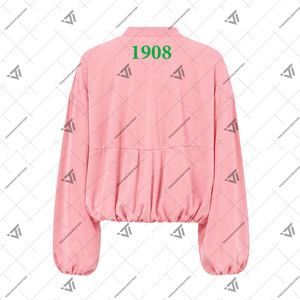 ขายส่งกรีกอัลฟ่า |   คาปา |   อัลฟ่า |   เสื้อเชิ้ตผู้หญิงปักลาย AKA Sorority ทรงโอเวอร์ไซส์ จับจีบ พร้อมแขนพอง - Product Image 2