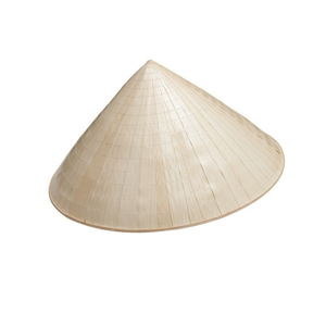 Chapeau conique en bambou durable, produit artisanal en bambou naturel - Product Image 1