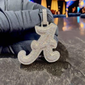 Diseño de Lujo Personalizado VVS Moissanita Corte Brillante Engaste de Bisel Dijes Hip Hop Diseño Iced Plateado en Plata Evento Musical de Moda Exportación - Product Image 1