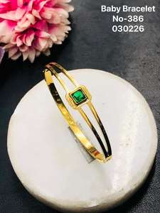 เครื่องประดับแฟชั่นกันน้ำ ดีไซน์เรขาคณิต ชุบทองบนสแตนเลส สร้อยข้อมือและกำไลข้อมือทันสมัย - Product Image 2