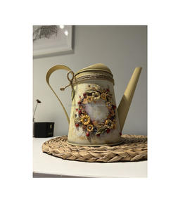 Lata de agua galvanizada pintada con esmalte de estilo rústico ideal para riego de jardín elegante y decoración interior del hogar con temática de campo - Product Image 3