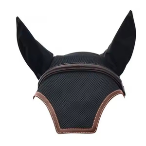 Exclusivo gorro de malla para caballos con protección para las orejas, cubre la cara, elástico y cómodo. - Product Image 3