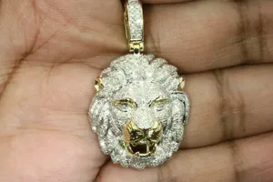Pendentif Tête de Lion Glacée en Argent Sterling 925 Plaqué Or Micro-Pavé Moissanite, Collier de Luxe Hip Hop pour Homme - Product Image 4