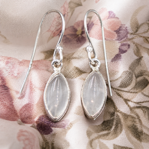 Pendientes de Aro Artesanales de Cuarzo Rosa Marquise, Plata de Ley 925, Baño de Oro Rosa Natural, Engaste en Bisel, Minimalistas, Unisex, para Mamá - Product Image 1