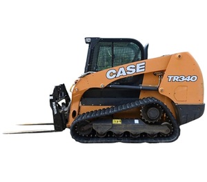 Cargadora Compacta Usada TR340 con Accesorio de Horquilla Incluido - Product Image 1